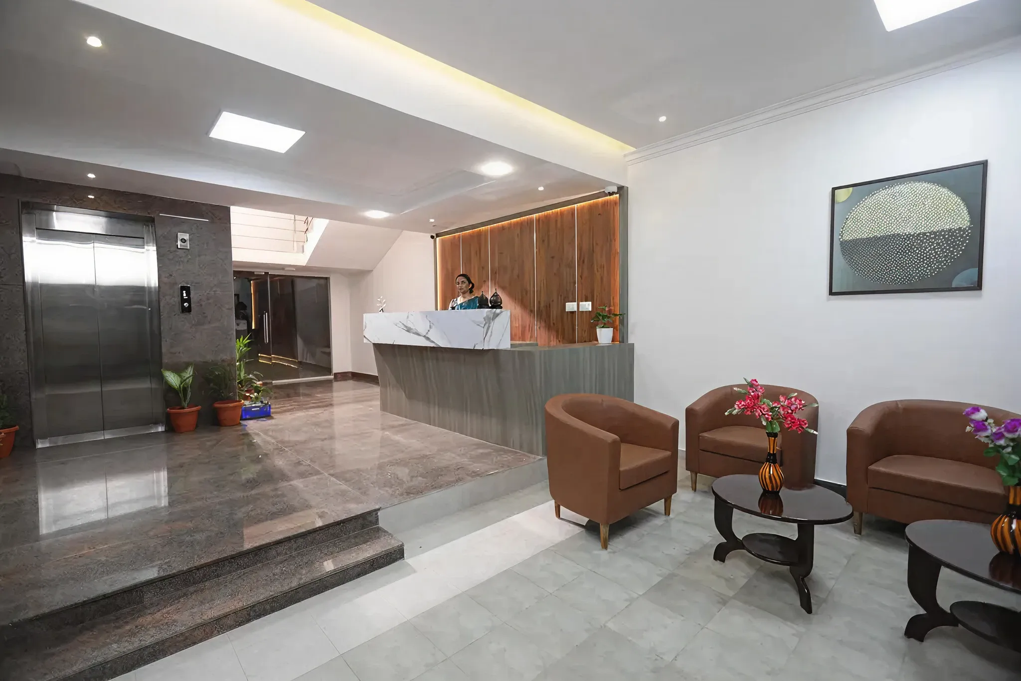Modern and inviting hotel lobby
